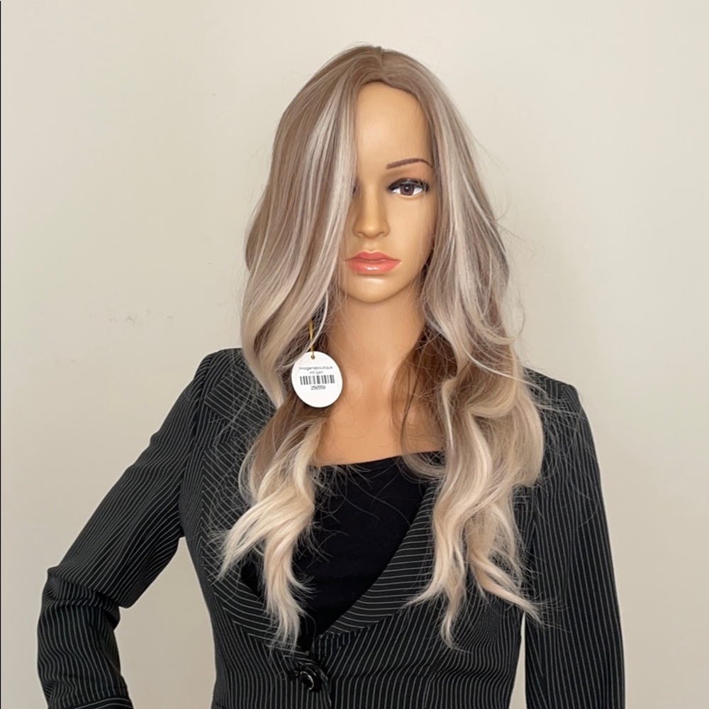 Blonde Long Wavy Fashion Wig - Neutral Blonde